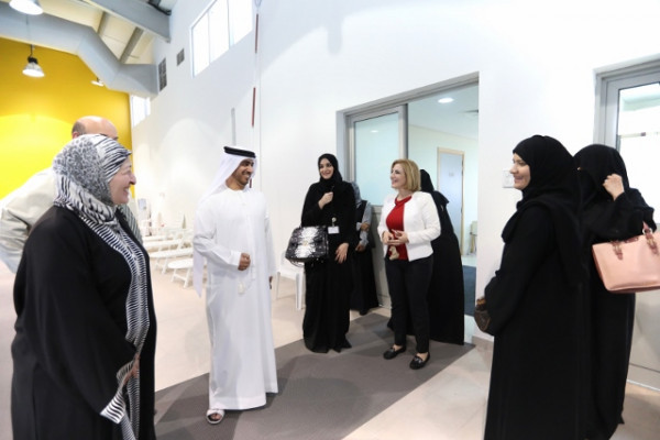 وفد من جامعة الإمارات يزور جامعة عجمان