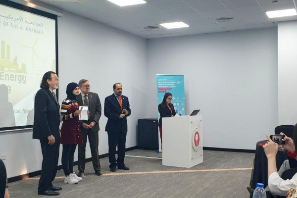 AU Student Earns 3rd Spot in Poster Presentation Contest