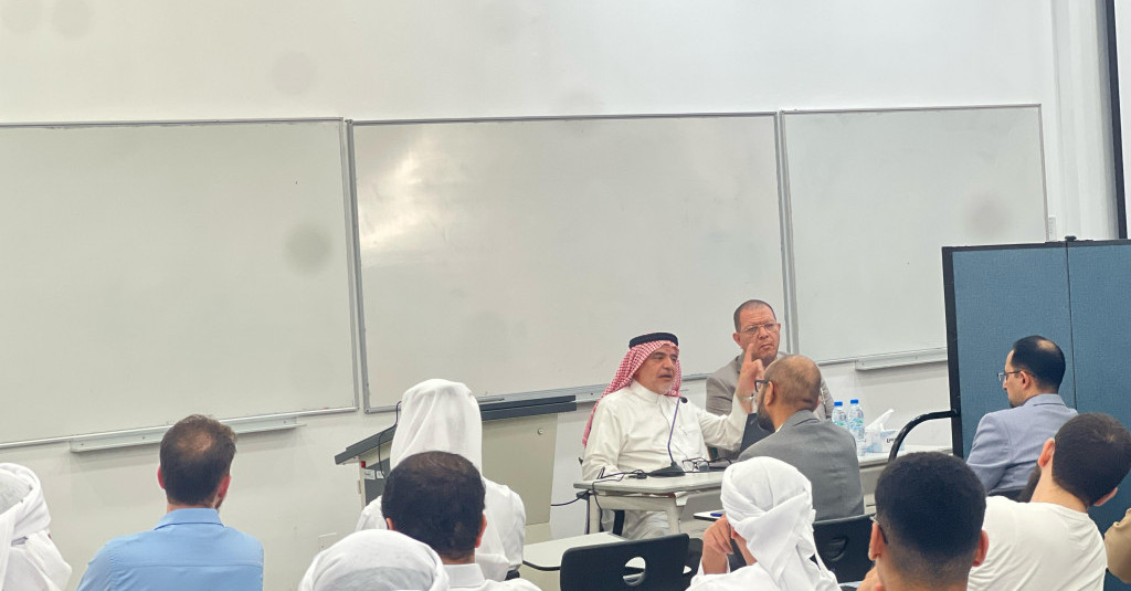 كلية القانون في جامعة عجمان تستضيف القاضي الدكتور إبراهيم الشديفات في محاضرة قانونية متخصصة