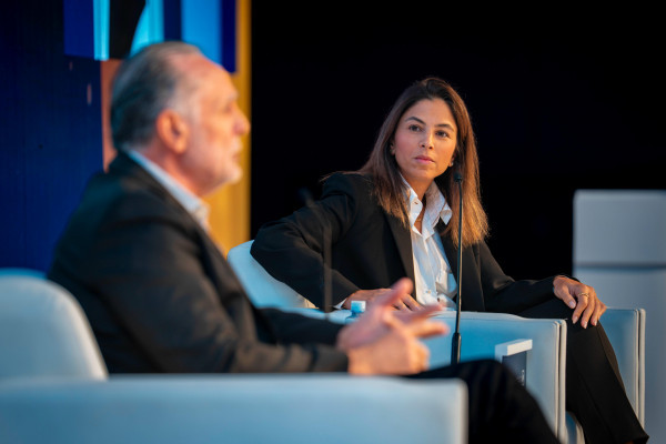 تحت رعاية سمو الشيخ عمار بن حميد النعيمي مؤتمر خريجي جامعة عجمان الأول يفتح آفاق الشراكة ويُرسّخ دور الخريجين في خدمة المجتمع