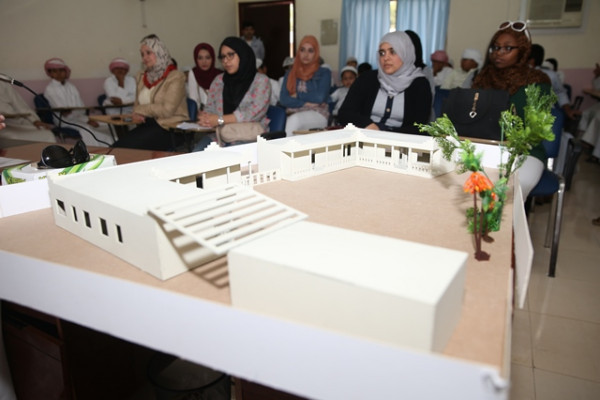 طلبة كلية الهندسة يزورون مركز الأرقم لتحفيظ القرآن