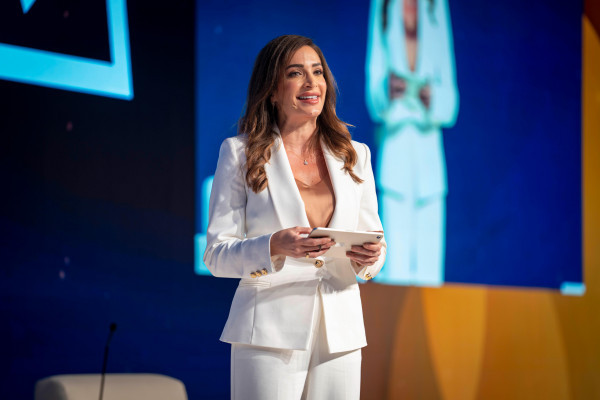 تحت رعاية سمو الشيخ عمار بن حميد النعيمي مؤتمر خريجي جامعة عجمان الأول يفتح آفاق الشراكة ويُرسّخ دور الخريجين في خدمة المجتمع