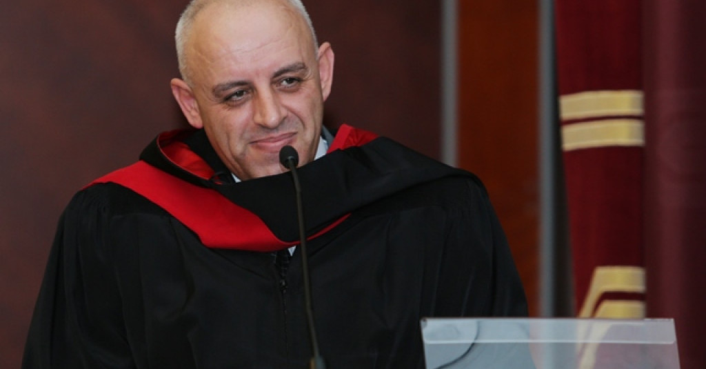 باحث في التأمين ضد الغير يحصل على الماجستير بامتياز في جامعة عجمان