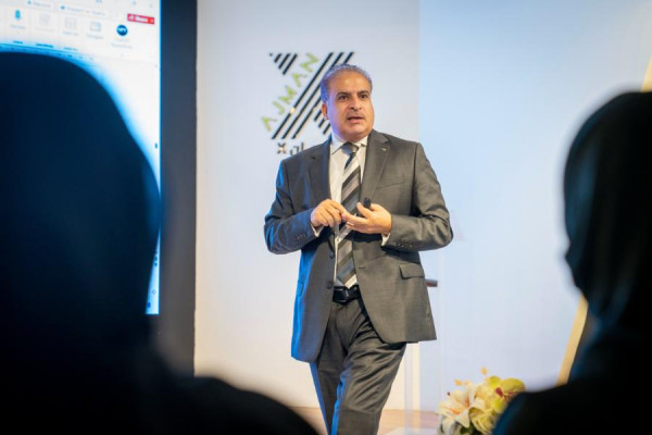 زيارة ميدانية لطلبة كلية القانون لحضور محاضرة من تنظيم دائرة الشؤون القانونية بحكومة عجمان