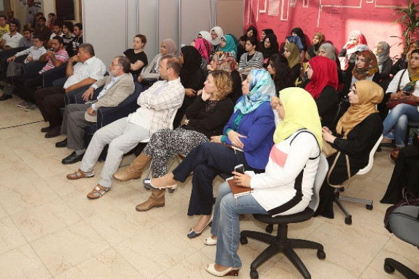 AUST Organizes Interior Design Workshop for Students