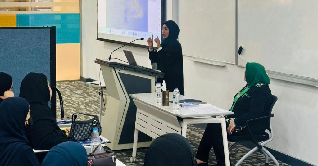 كلية القانون تنظم ورشة تطبيقية حول التزامات التاجر والمسؤولية عن المنافسة غير المشروعة