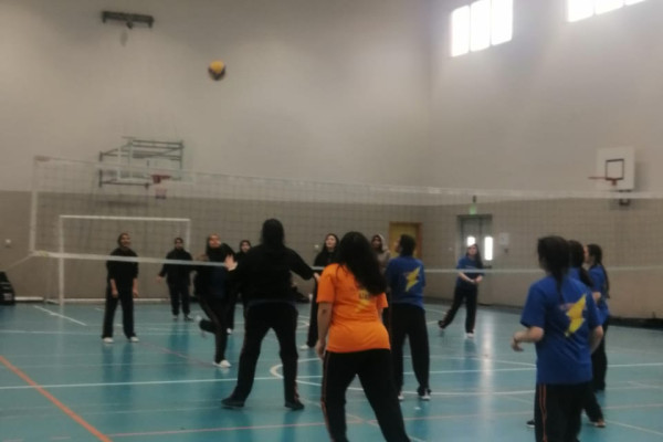 AU Athletics Unit Hosts Sports Day for Al Itqan American School